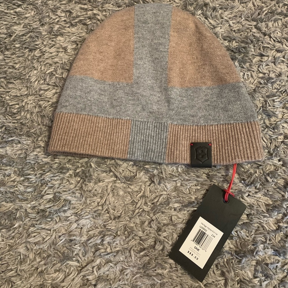 Heritage Intarsia Knit Hat 🆕